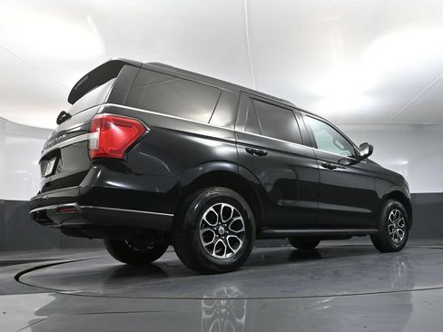 Used 2022 Ford Expedition XLT AWD/4WD image 54