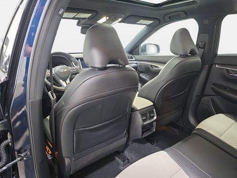 Certified 2023 INFINITI QX55 Luxe w/ Cargo Package AWD/4WD image 10