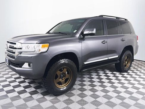 Used 2016 Toyota Land Cruiser AWD/4WD image 6