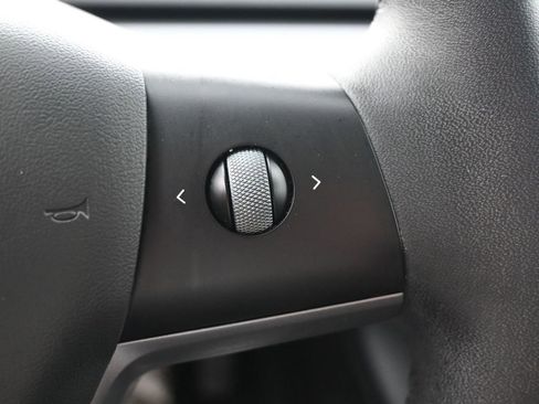 Used 2021 Tesla Model 3 Long Range image 19