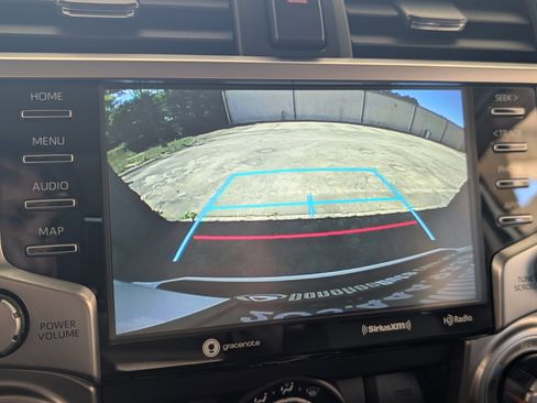 Used 2020 Toyota 4Runner SR5 Premium w/ Moonroof Package image 28