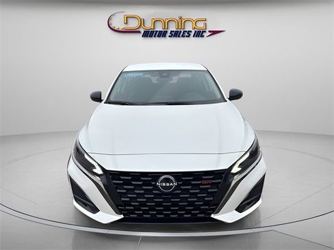 Used 2024 Nissan Altima 2.5 SR image 5