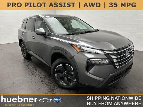 Used 2024 Nissan Rogue SV image 1