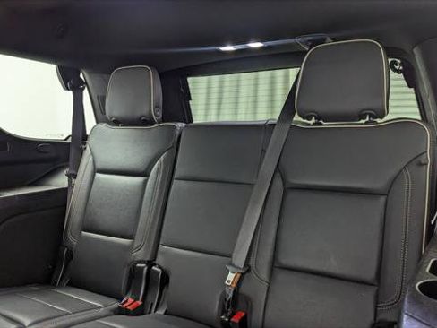 Used 2023 Chevrolet Tahoe Premier RWD image 18