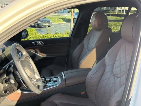 Used 2023 BMW X5 xDrive40i w/ Premium Package image 13