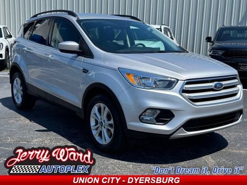 Used 2018 Ford Escape SE FWD image 1