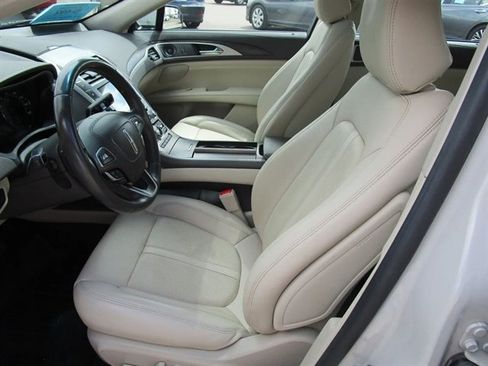 Used 2020 Lincoln MKZ Reserve w/ Elements Package AWD/4WD image 12