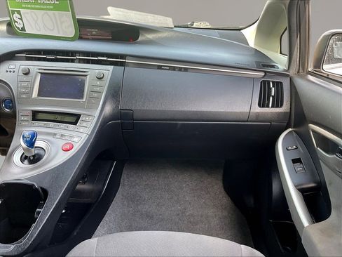 Used 2015 Toyota Prius Two FWD image 26
