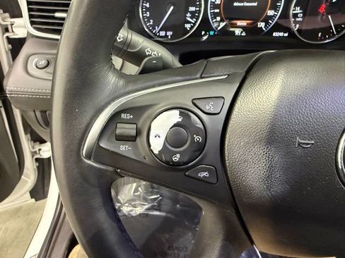 Used 2018 Buick LaCrosse Premium w/ Driver Confidence Package #2 FWD image 15