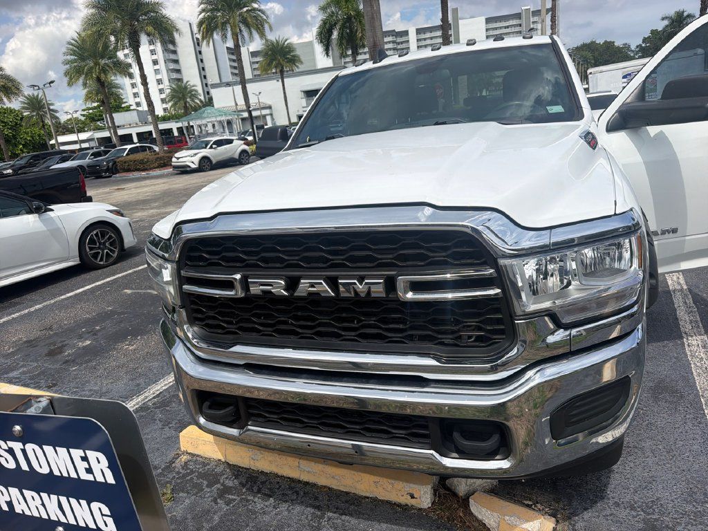 Used 2022 RAM 2500 Tradesman w/ Chrome Appearance Group AWD/4WD image 1