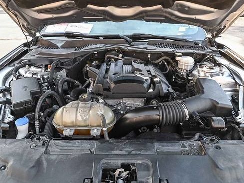 Certified 2020 Ford Mustang Premium RWD image 32