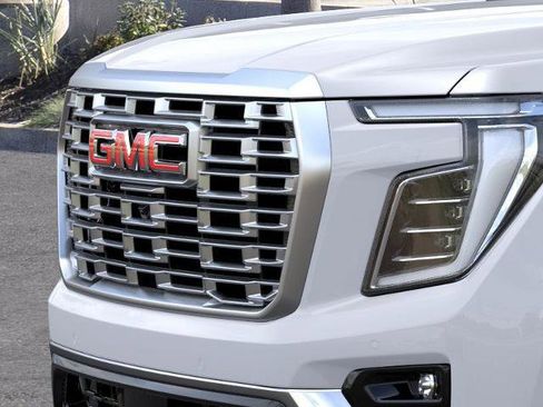 New 2026 GMC Yukon XL Denali w/ LPO, Floor Liner Package image 13
