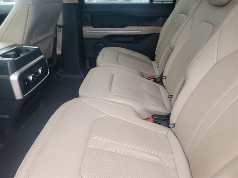 Used 2024 Ford Expedition Max Limited image 14