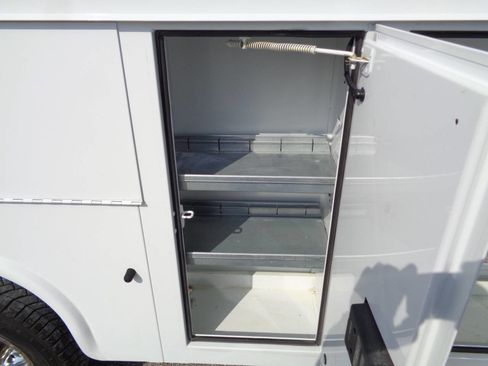 Used 2020 Ford Transit 350 DRW w/ Interior Upgrade Package image 80