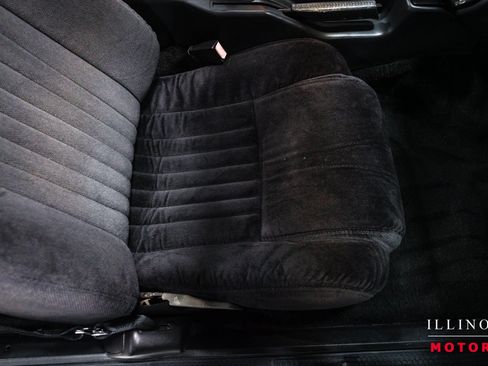 Used 1991 Pontiac Firebird Trans Am RWD image 27