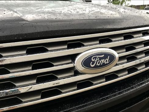 Used 2020 Ford Expedition Limited RWD image 30