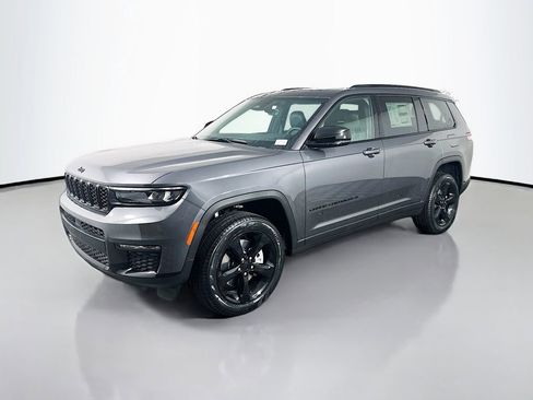 New 2025 Jeep Grand Cherokee L Limited w/ Black Appearance Package image 3