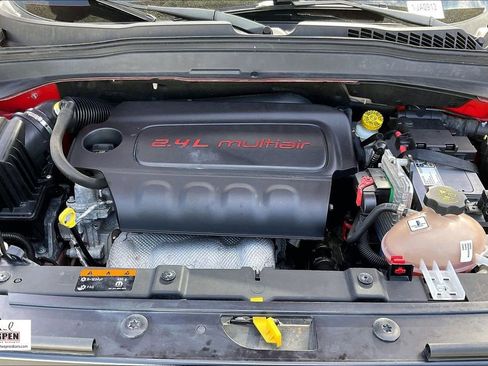 Used 2017 Jeep Renegade Altitude image 10