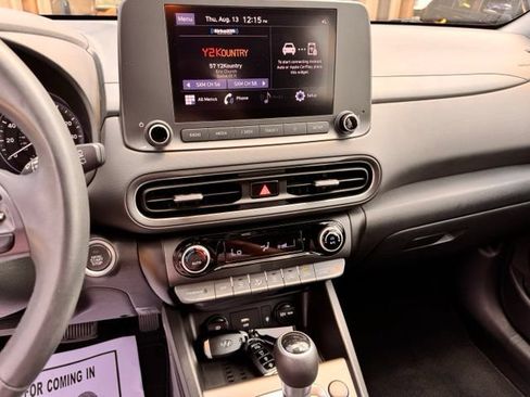 Used 2022 Hyundai Kona SEL w/ Convenience Package FWD image 17