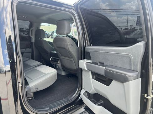 Used 2023 Ford F150 Lightning XLT AWD/4WD image 26