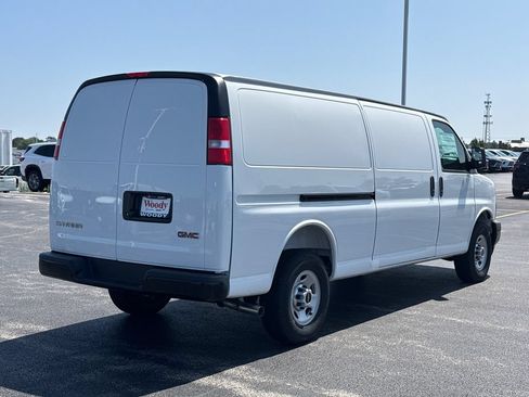 New 2026 GMC Savana 2500 Extended w/ Driver Convenience Package RWD image 8