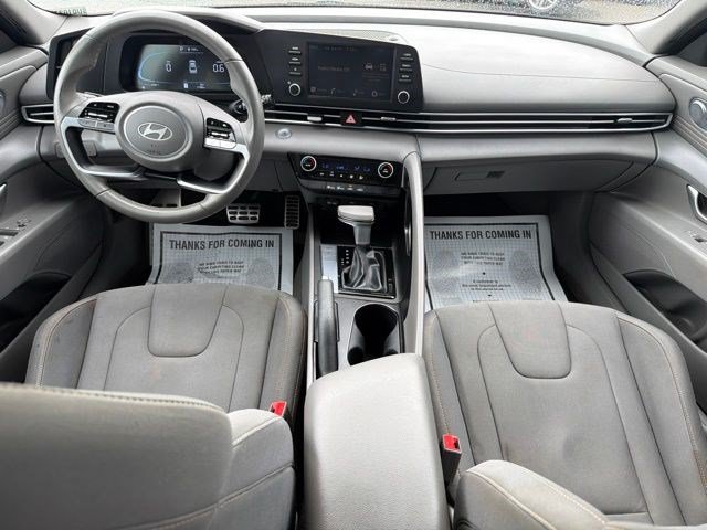 Used 2025 Hyundai Elantra Sport FWD image 25