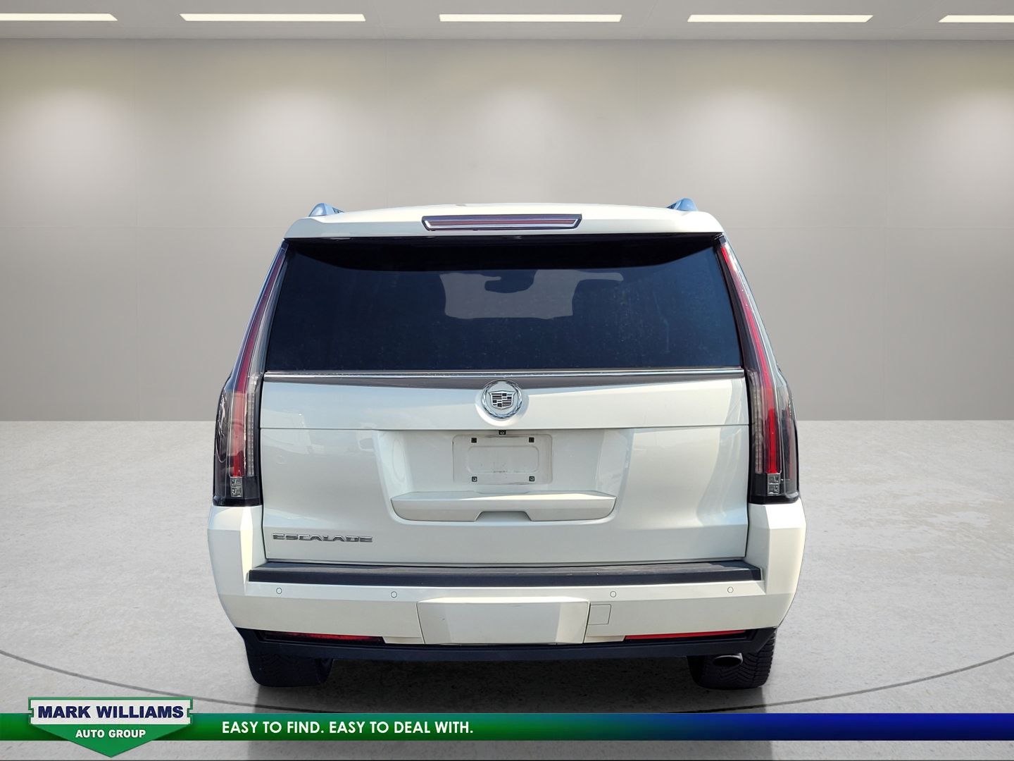 Used 2015 Cadillac Escalade ESV Premium AWD/4WD image 5