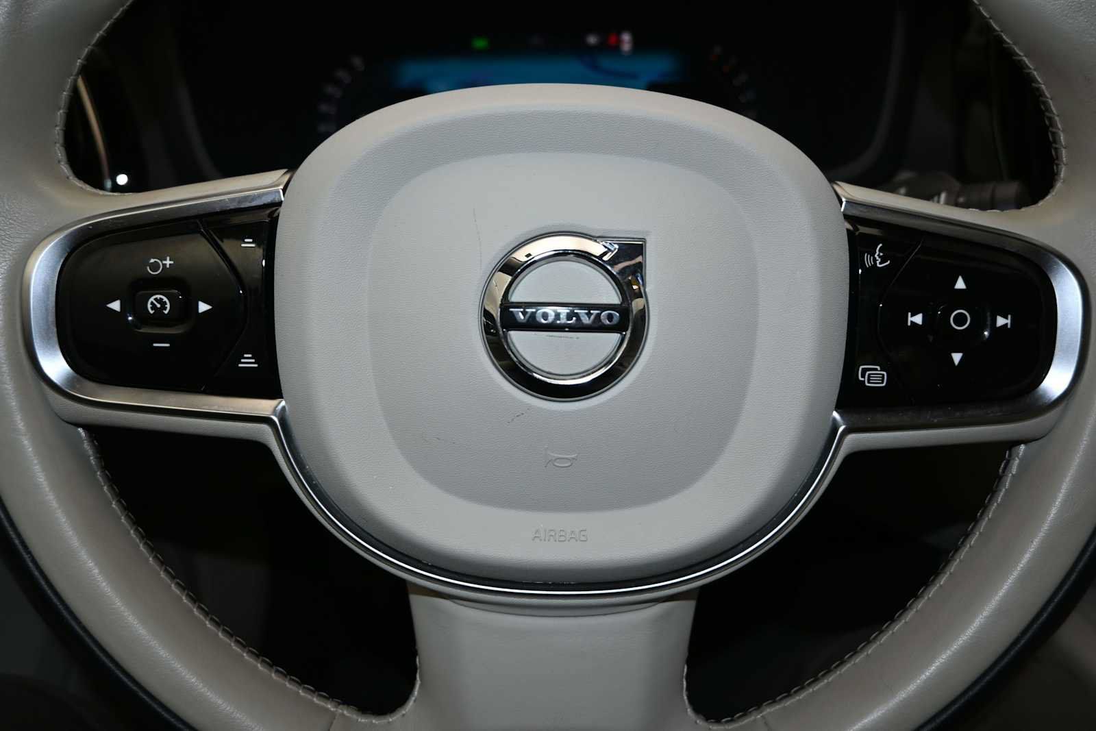 Used 2024 Volvo S60 B5 Plus AWD/4WD image 12
