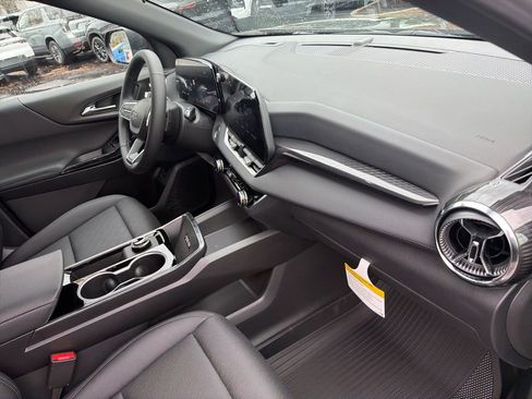 New 2026 Chevrolet Equinox LT w/ Convenience Package II image 22