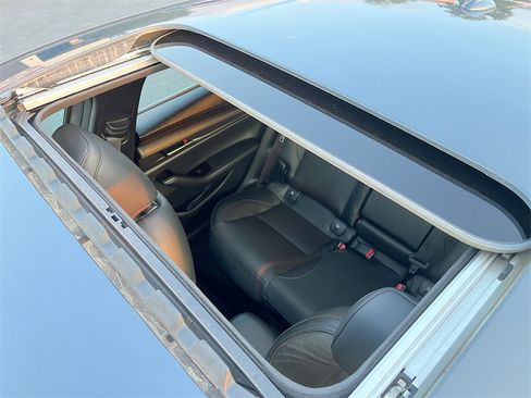 Used 2021 MAZDA MAZDA3 s image 23