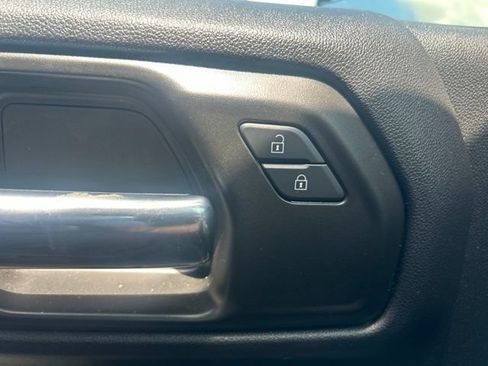 Used 2024 Chevrolet Silverado 1500 Custom RWD image 15