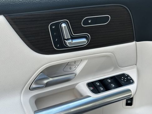 Certified 2026 Mercedes-Benz GLA 250 image 12