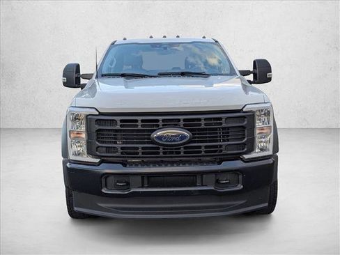 Used 2024 Ford F450 XL image 2