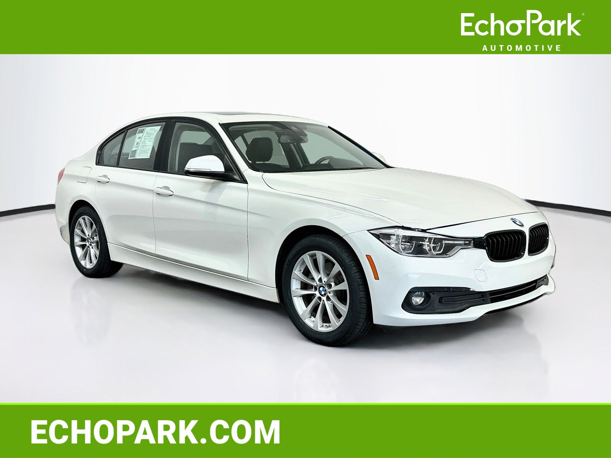 Used 2018 BMW 320i xDrive Sedan w/ Premium Package AWD/4WD image 1