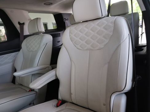 Used 2020 Hyundai Palisade Limited FWD image 32
