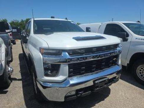 Used 2023 Chevrolet Silverado 2500 LT w/ Convenience Package AWD/4WD image 3