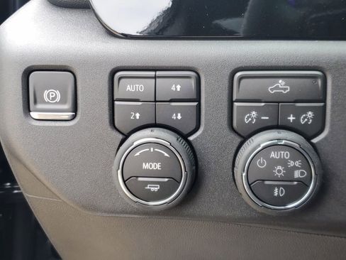 New 2026 Chevrolet Silverado 1500 LT Trail Boss w/ Convenience Package II AWD/4WD image 21