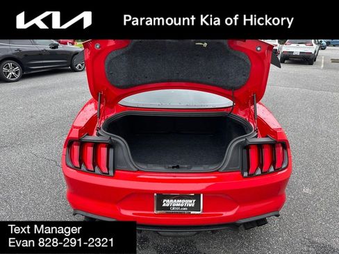 Used 2019 Ford Mustang GT w/ Black Accent Package RWD image 10