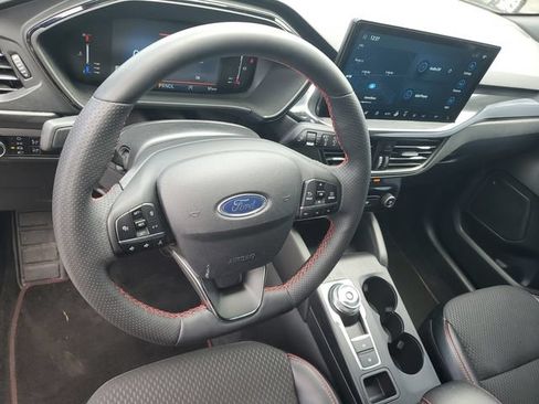 Used 2023 Ford Escape ST-Line w/ Tech Pack #1 AWD/4WD image 19
