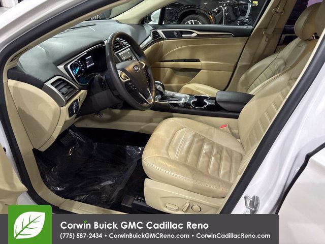 Used 2014 Ford Fusion SE w/ Equipment Group 202A FWD image 11