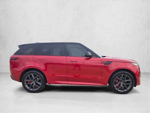 Used 2024 Land Rover Range Rover Sport Dynamic SE AWD/4WD image 4