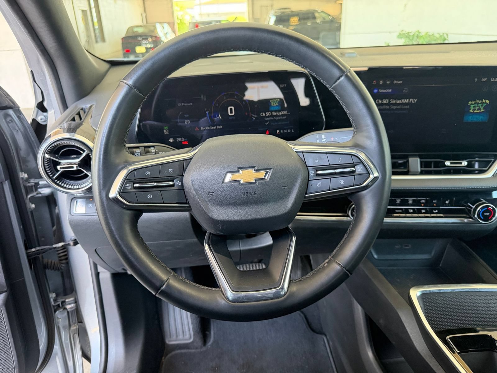 Used 2025 Chevrolet Equinox LT FWD image 28