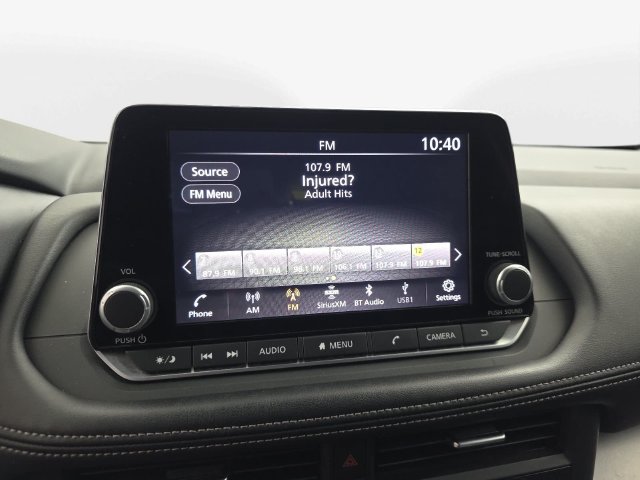 Used 2025 Nissan Rogue SV FWD image 22