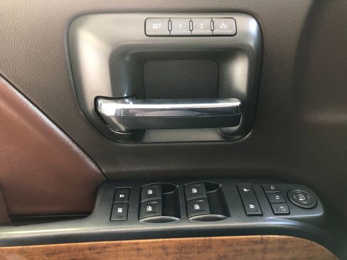 Used 2015 Chevrolet Silverado 3500 High Country w/ Duramax Plus Package image 38