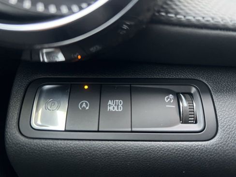 New 2026 Chevrolet Equinox LT w/ Convenience Package II image 15