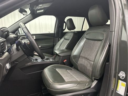 Used 2022 Ford Explorer Timberline image 15