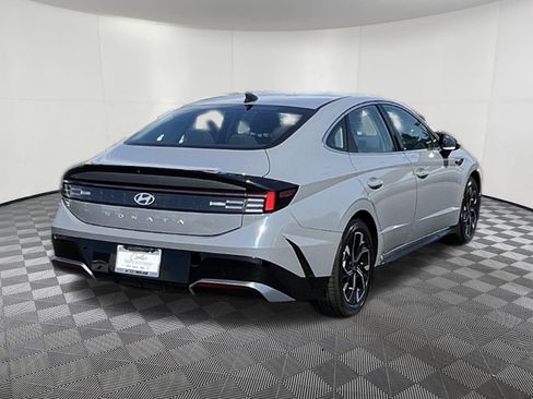 Used 2024 Hyundai Sonata SEL FWD image 6
