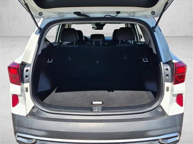 Used 2022 Kia Seltos S AWD/4WD image 6