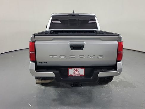 Used 2024 Toyota Tacoma TRD Off-Road w/ TRD Off Road Upgrade Package AWD/4WD image 6