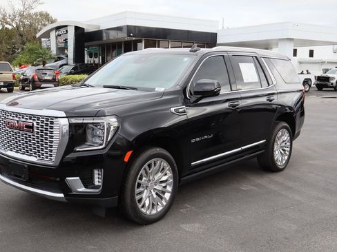 Certified 2023 GMC Yukon Denali w/ Advanced Technology Package image 4
